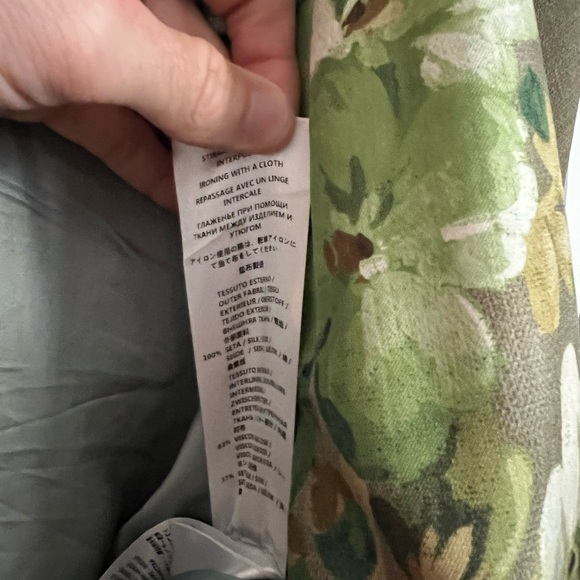 Gucci Silk Floral Bomber - From Alessandro Michele’s First Collection - Picture 5 of 5